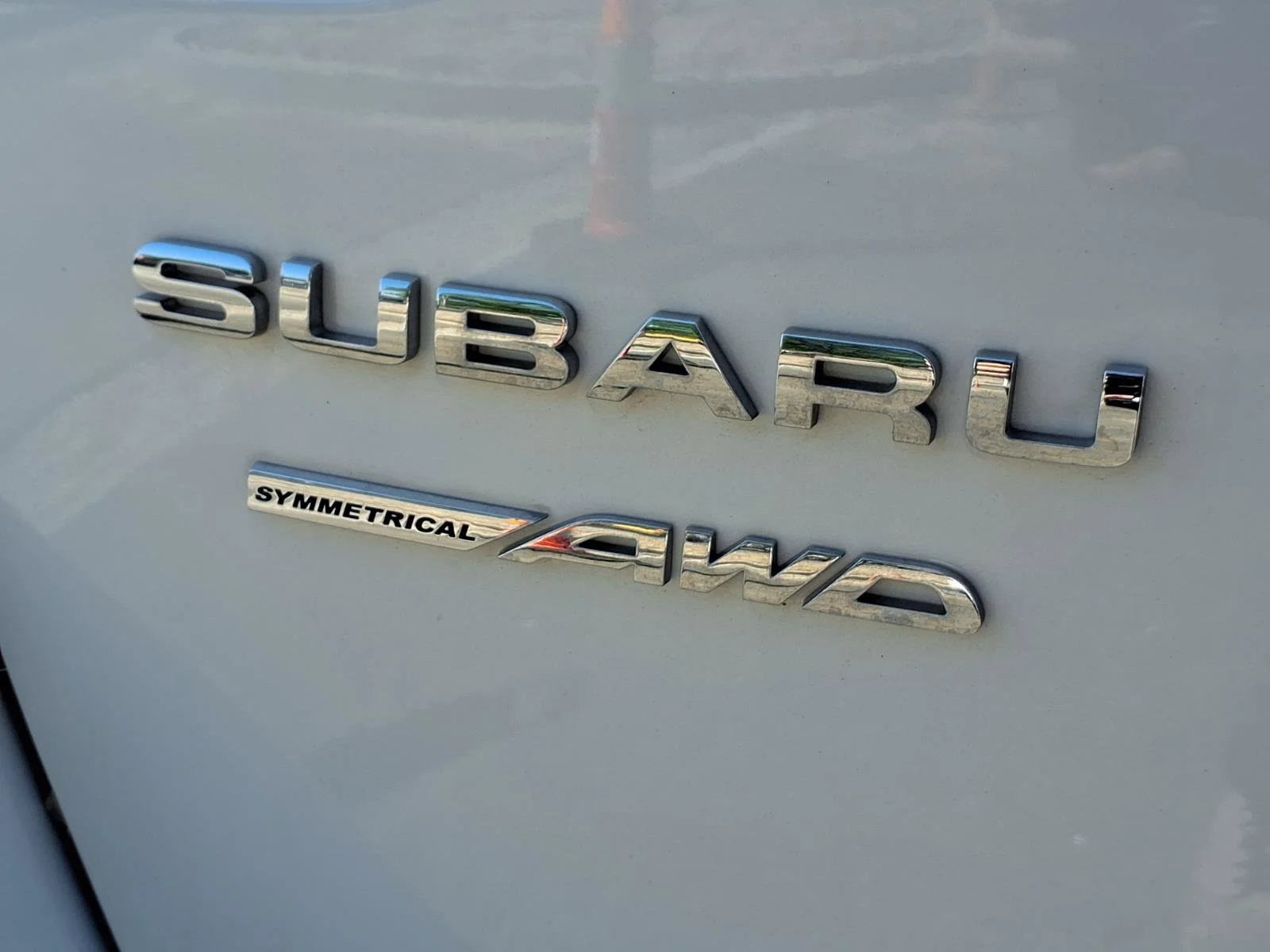 Used 2024 Crystal White Pearl Subaru Limited image 35