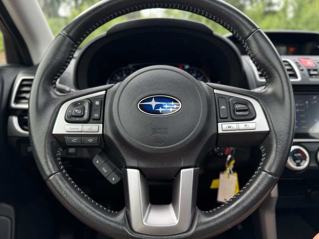 Used 2018 Crystal Black Silica Subaru 2.5i Limited image 15