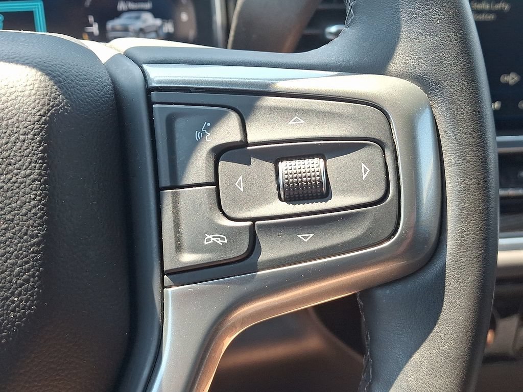 Used 2023 Black Chevrolet LT (2FL) image 22