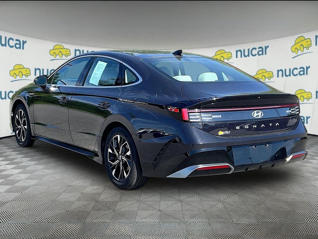 Used 2024 Carbon Blue Hyundai SEL image 4