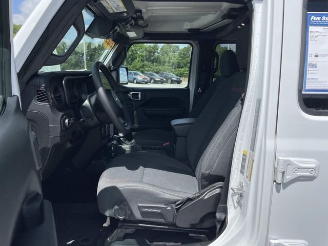 Used 2025 White Jeep Rubicon image 13