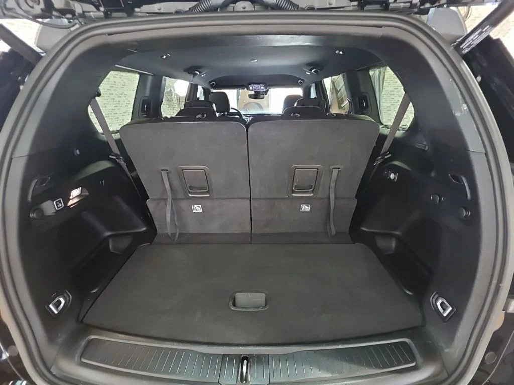 Used 2024 Black Jeep Limited image 13