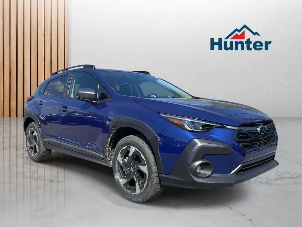 Used 2025 Sapphire Blue Pearl Subaru Limited image 1
