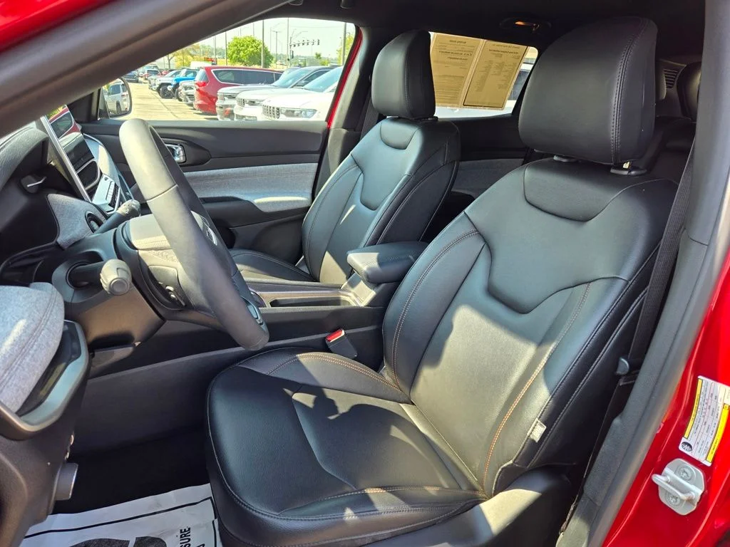 Certified Used 2024 Red Jeep Latitude Lux image 16