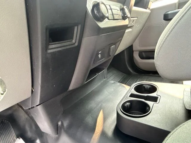 Used 2017 Red Ford XL image 48