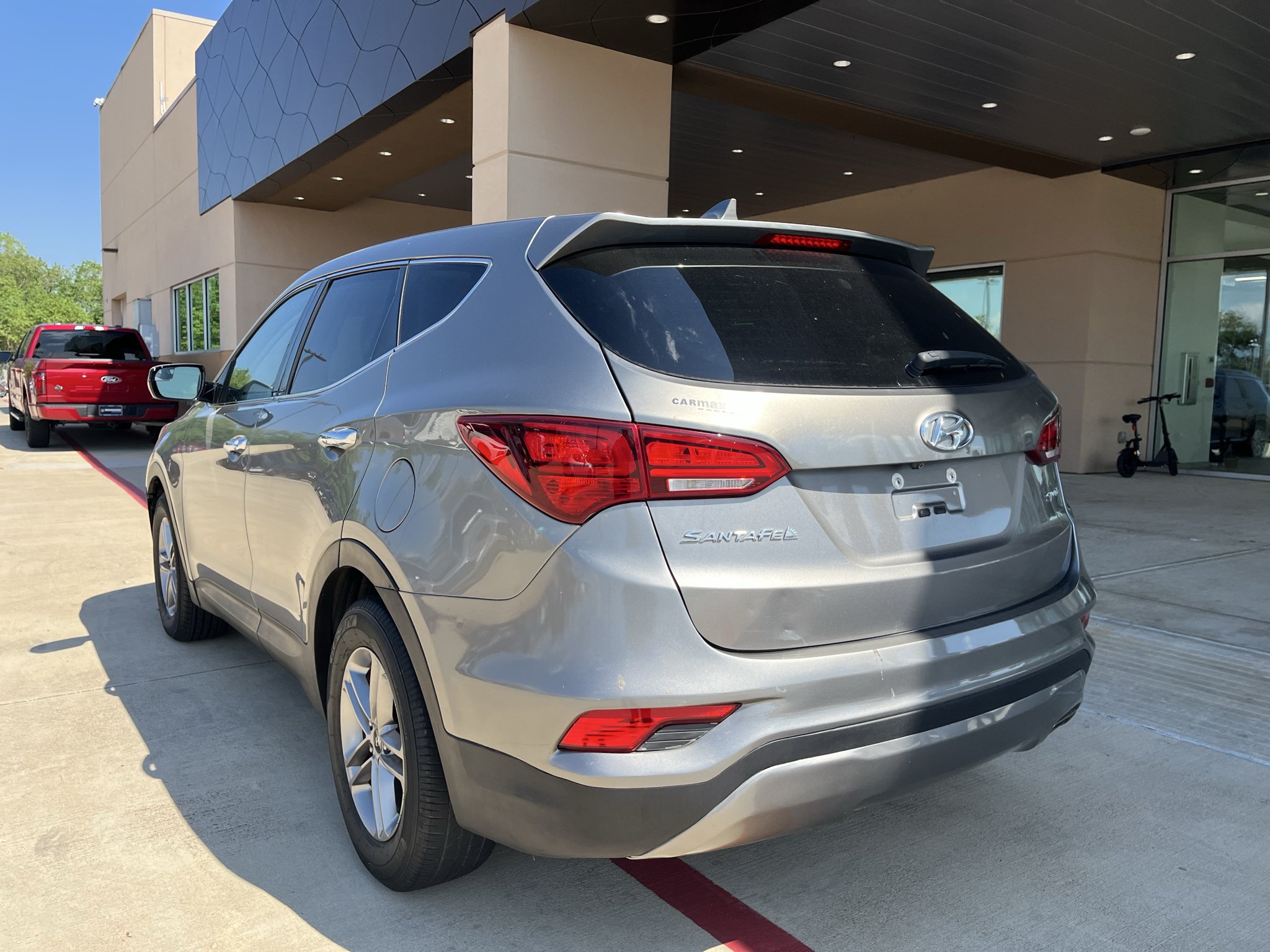 Used 2017 Mineral Gray Hyundai 2.4L image 7
