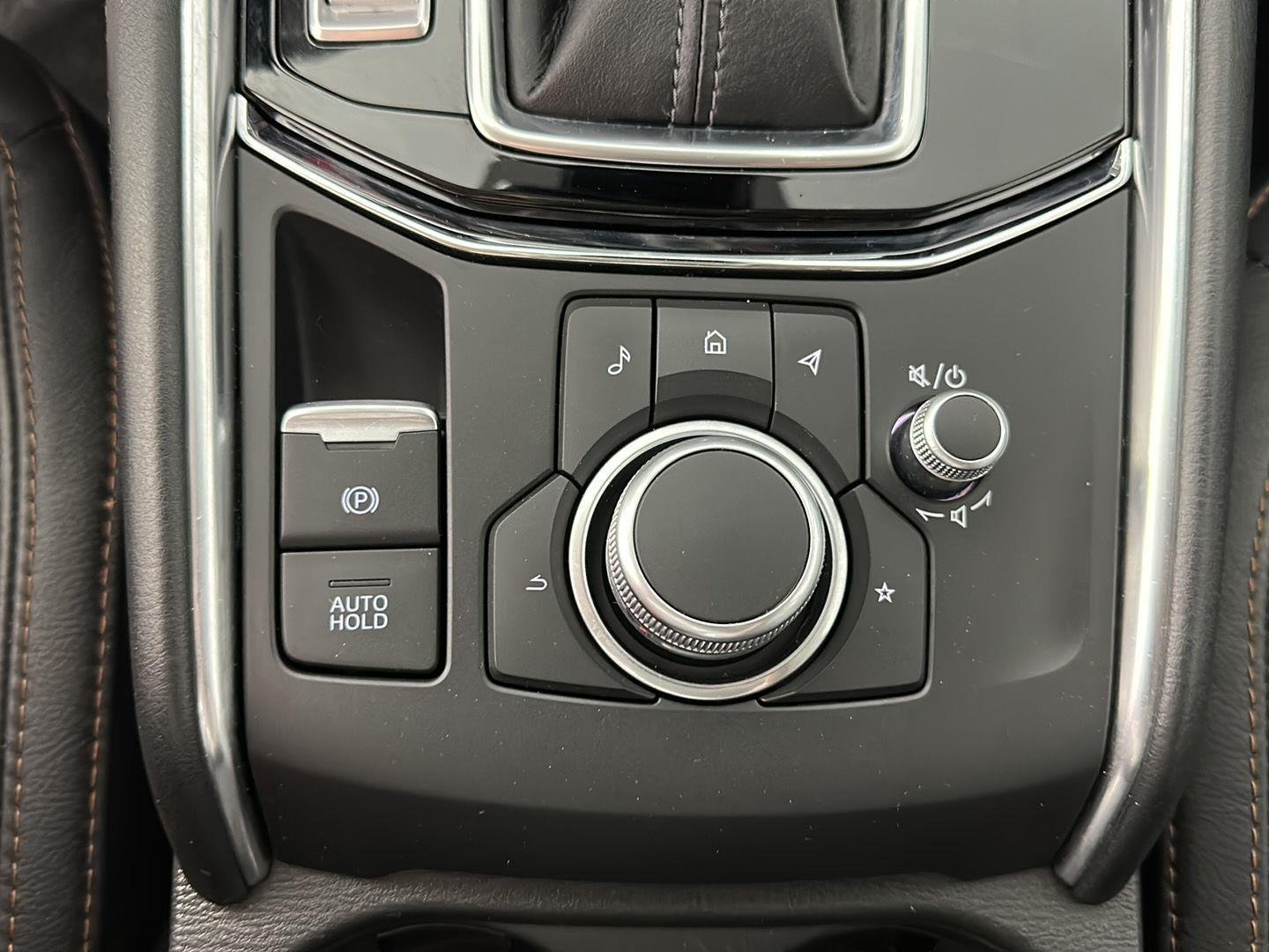 Used 2021 Snowflake White Pearl Mazda Grand Touring image 26