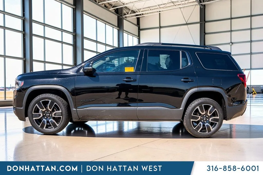 Used 2021 GMC Acadia SLT with VIN 1GKKNMLS5MZ103922 for sale in Park City, KS