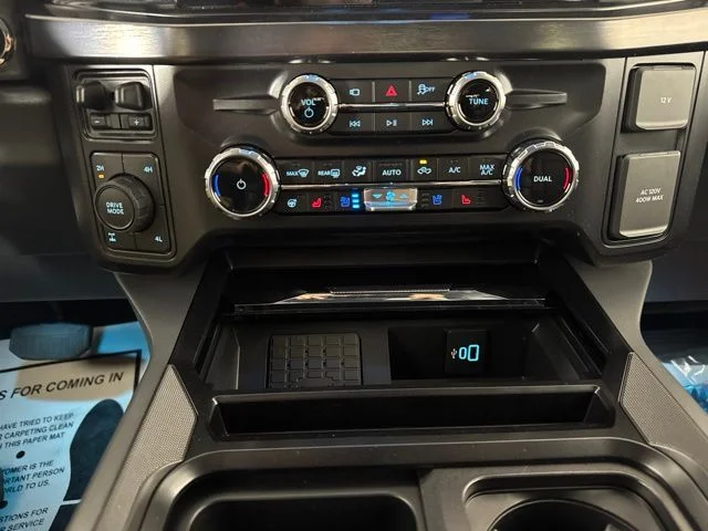 New 2026 Agate Black Metallic Ford Lariat image 15