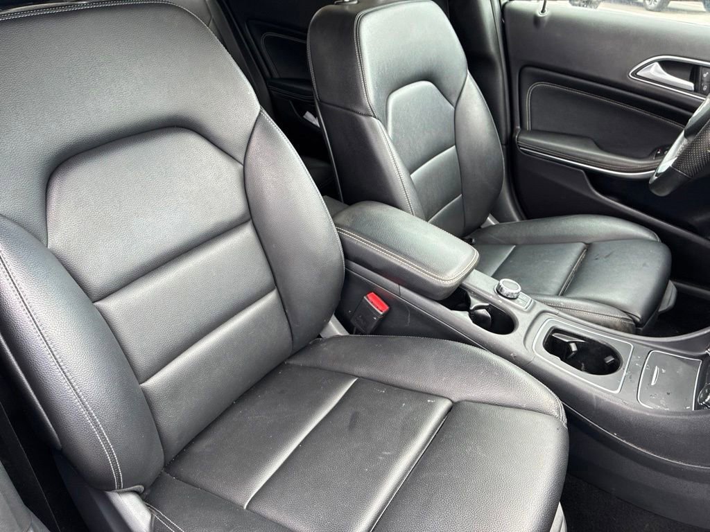 Used 2019  Mercedes-Benz GLA 250 image 39