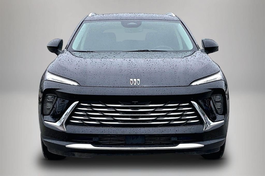 Used 2025 Black Buick Preferred image 3