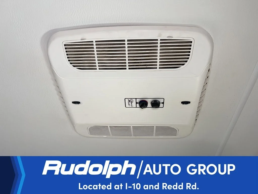 Used 2022 Oxford White Ford Base image 26