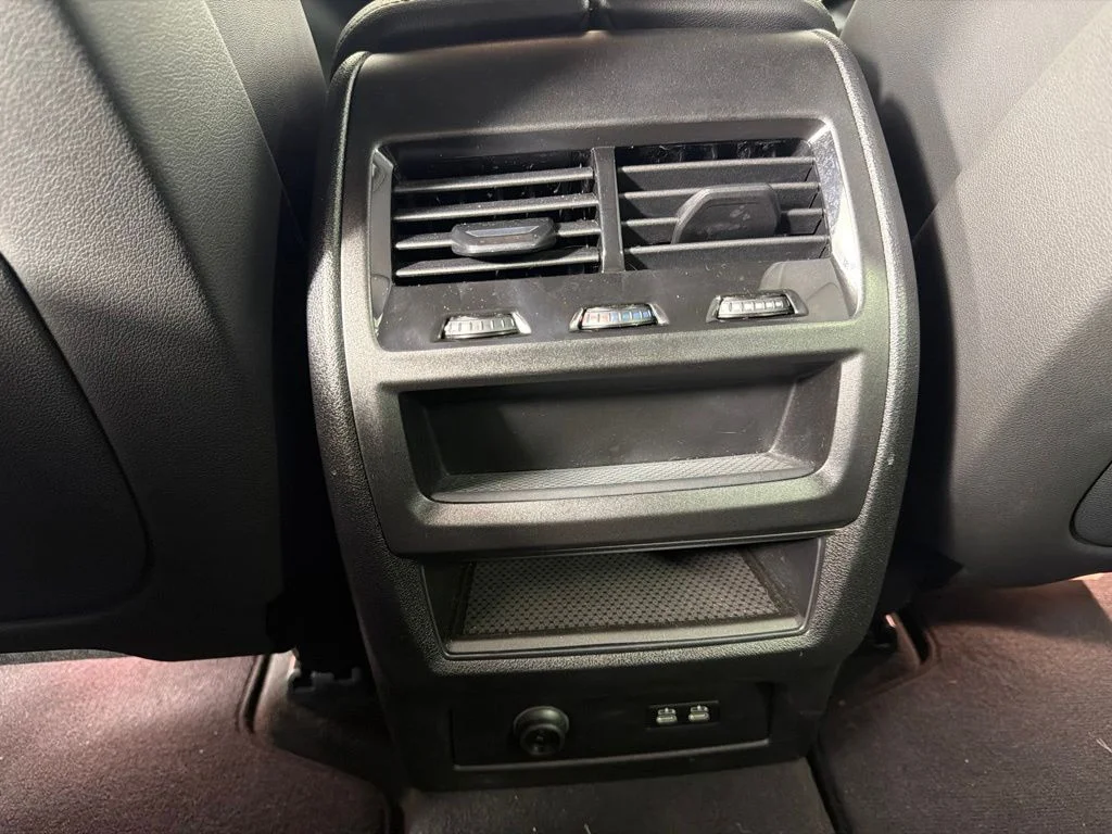 Certified Used 2026 Carbon Black Metallic BMW xDrive40i image 17