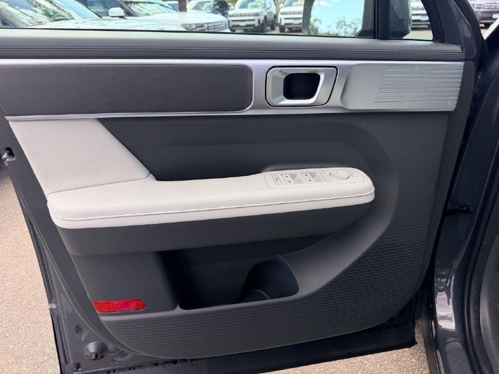 New 2026 Gray Hyundai SEL image 18