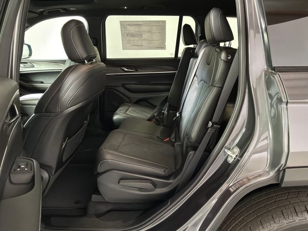 New 2026 Baltic Gray Metallic Clearcoat Jeep Altitude image 14
