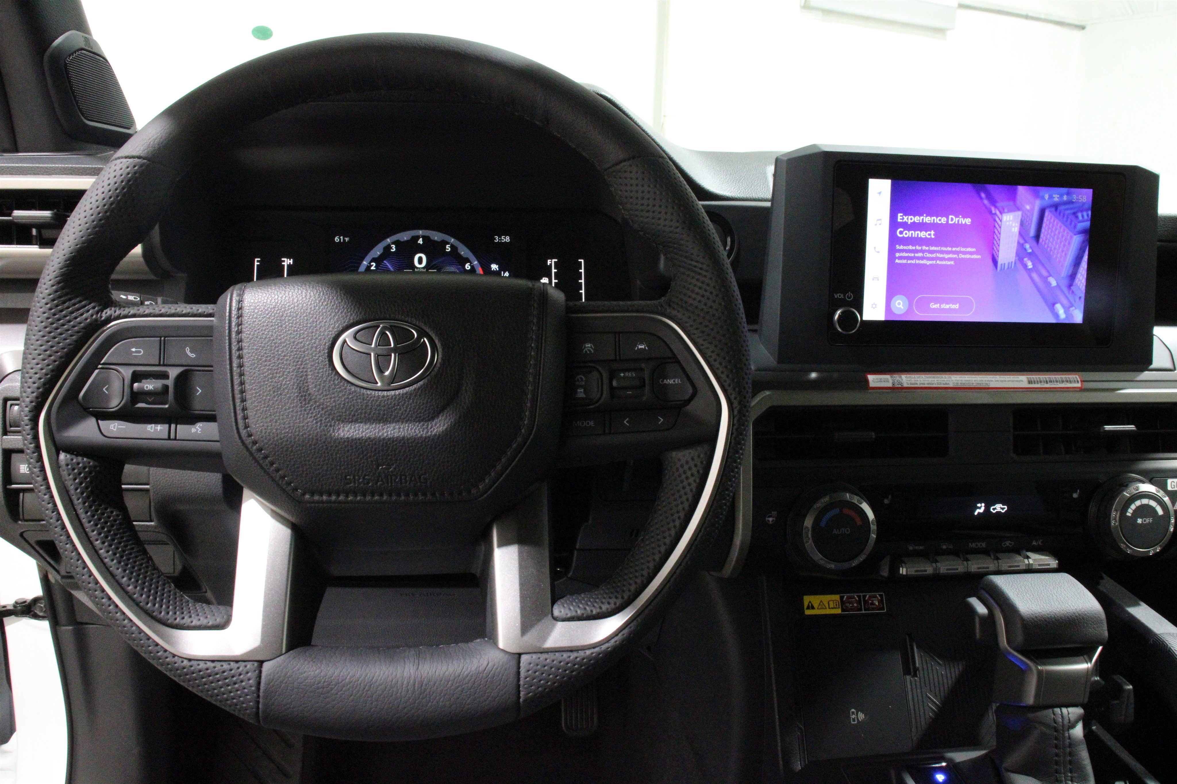 2026 Toyota Tacoma SR5 - Photo 8