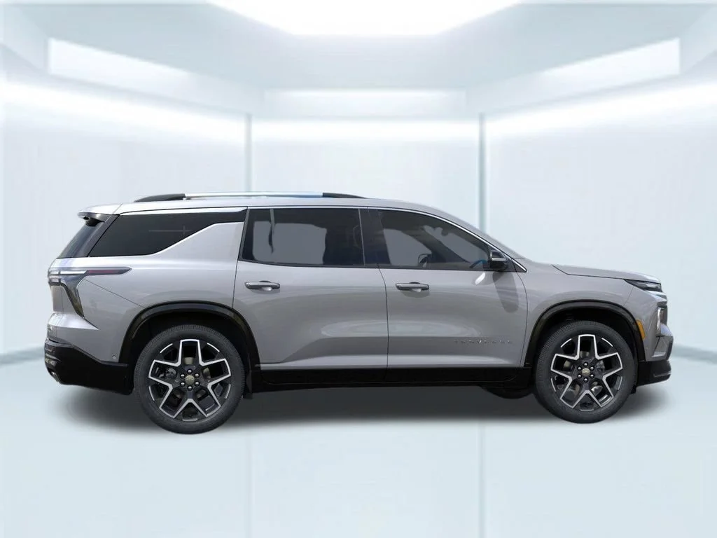 New 2026 Sterling Gray Metallic Chevrolet High Country image 7