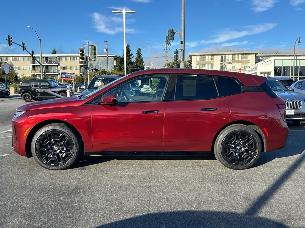 Used 2026 Red Metallic BMW xDrive45 image 2