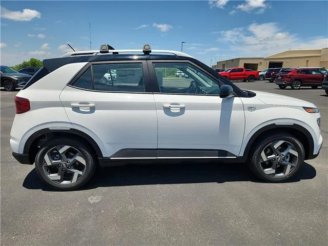 New 2026 Lunar White w/Black Roof Hyundai SEL image 5