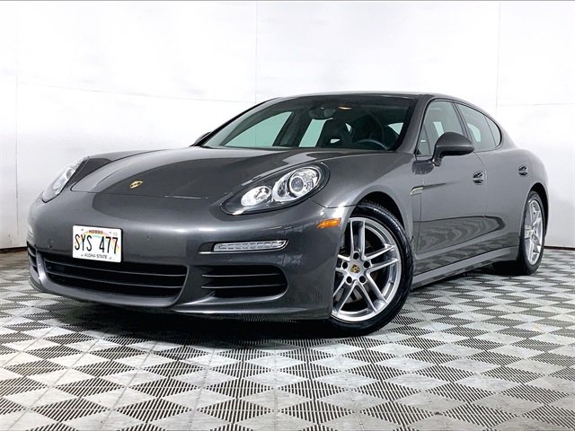 2016 Porsche Panamera Base