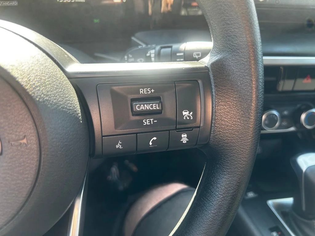 2025 Nissan Kicks S AWD - Photo 16