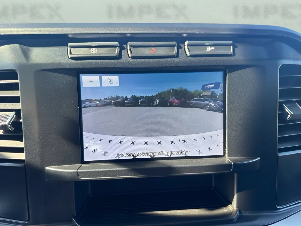 Used 2024 White Ford XL image 17