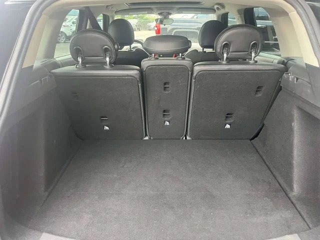 Used 2017 Midnight Black Metallic MINI Base image 12