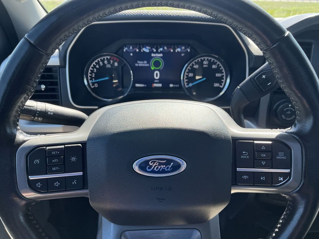 Used 2022 Black Ford XLT image 14