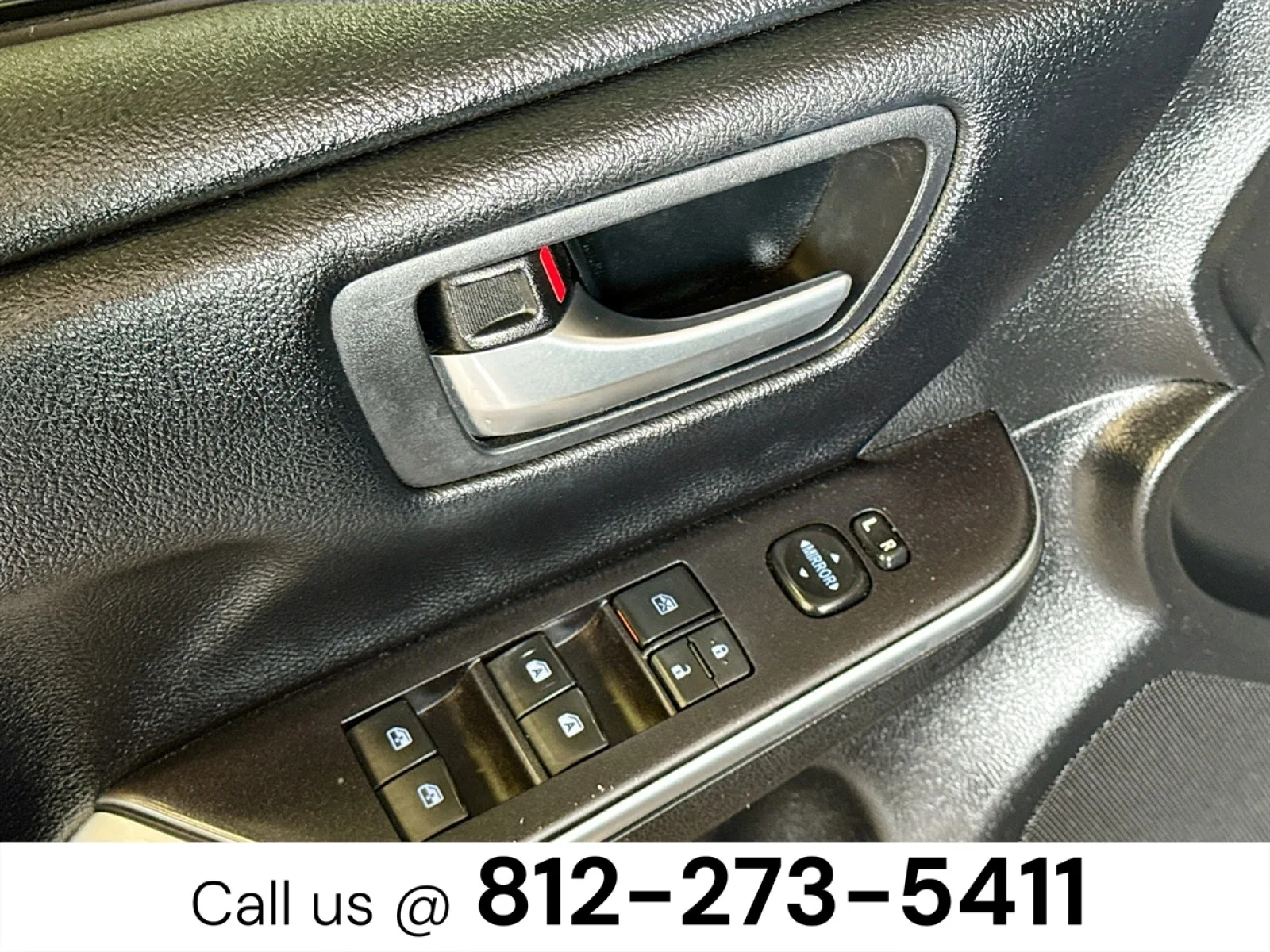 Used 2016 Black Toyota SE image 17