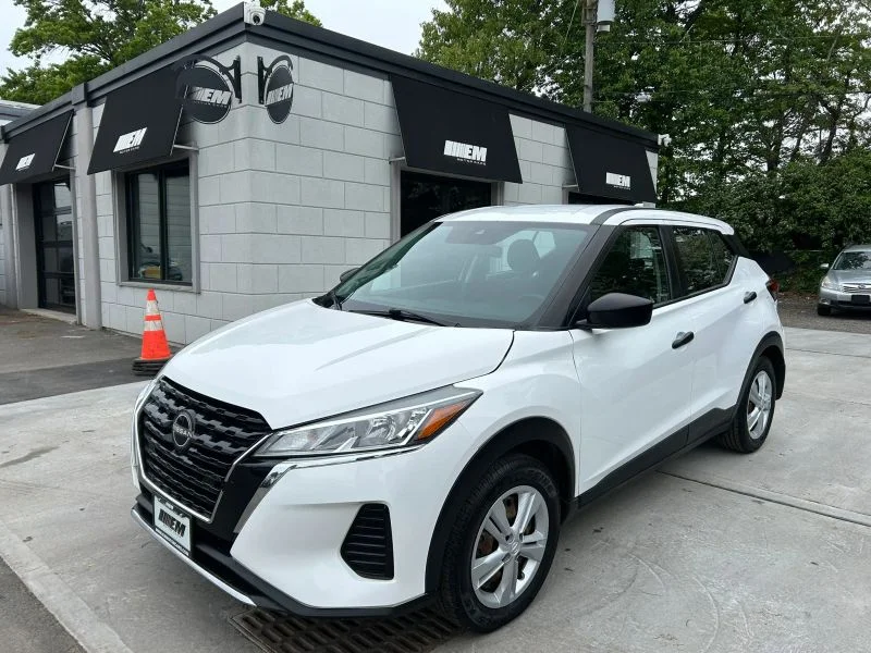 2021 Nissan Kicks 1.6 S's photo
