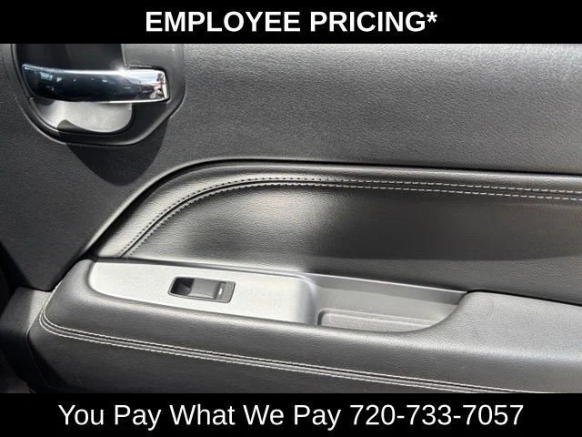 Used 2015 Gray Jeep Latitude image 19