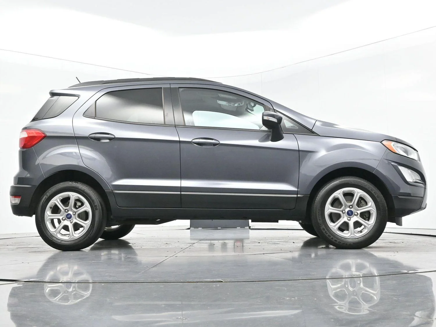 Used 2021 Smoke Ford SE image 51