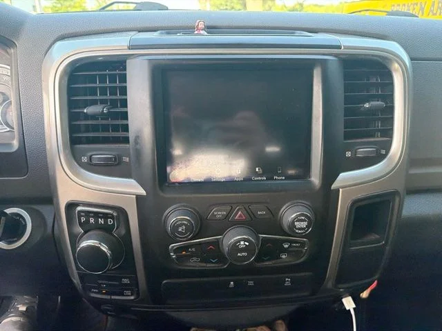 Used 2019 White Ram Warlock image 7