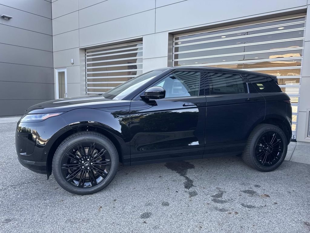 New 2026 Santorini Black Land Rover S image 3