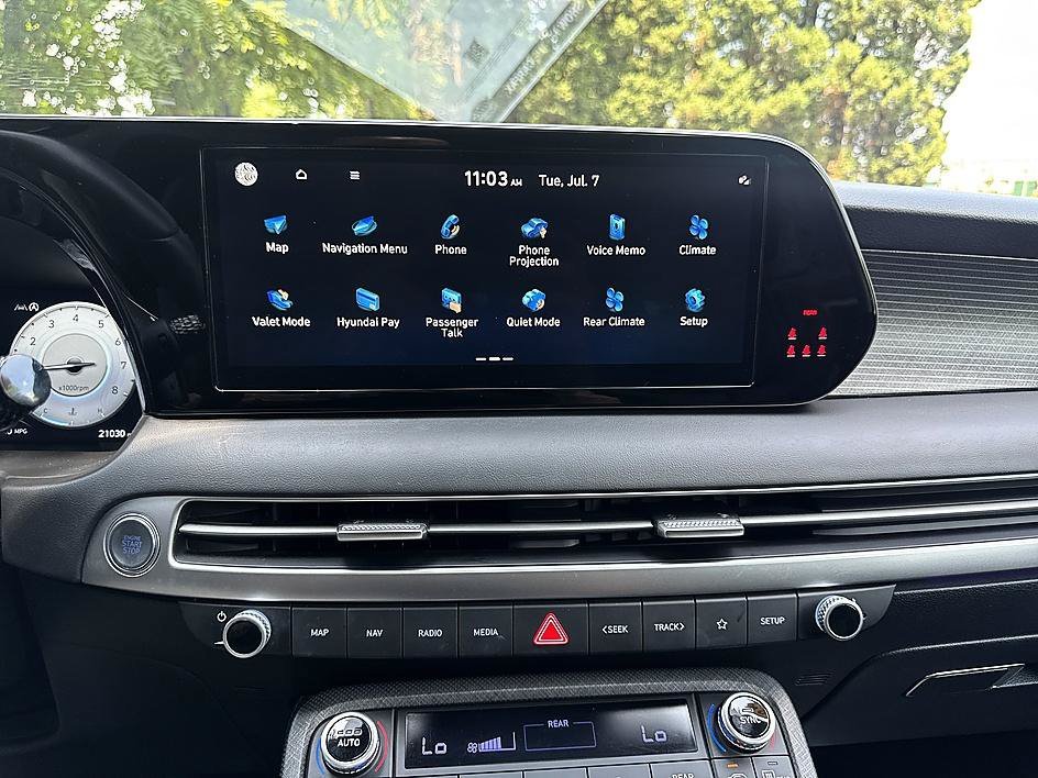 Used 2024 Abyss Black Pearl Hyundai Limited image 17