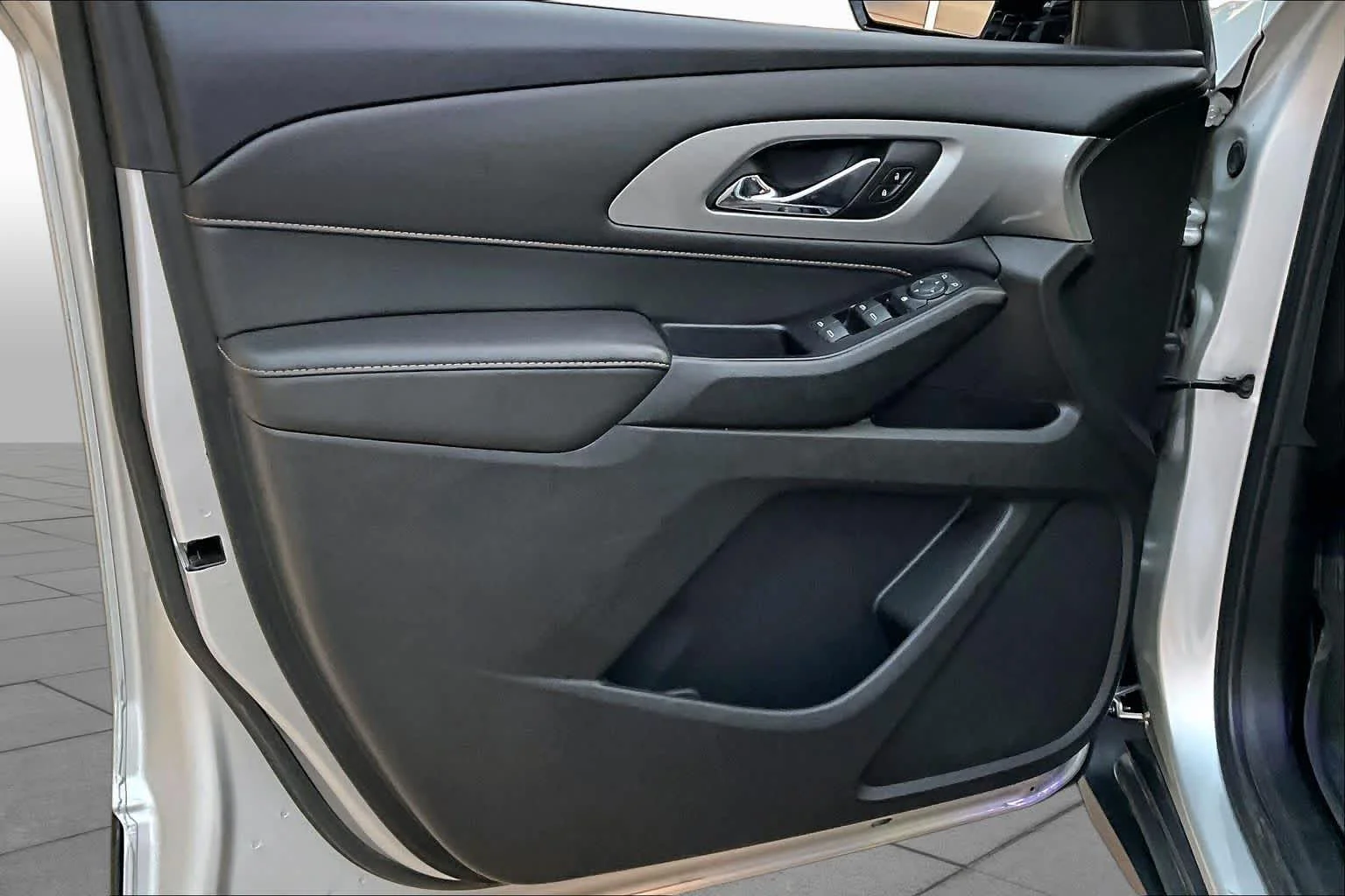 Used 2020 Silver Ice Metallic Chevrolet LS image 20