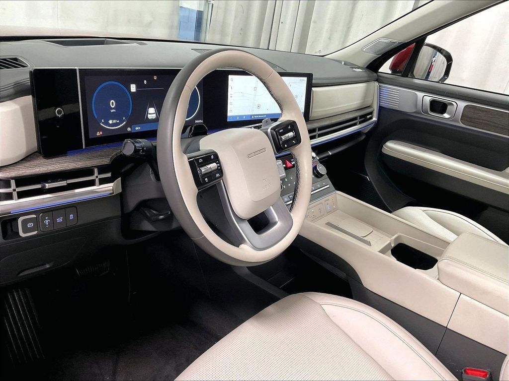 Used 2024 Red Hyundai Calligraphy image 8