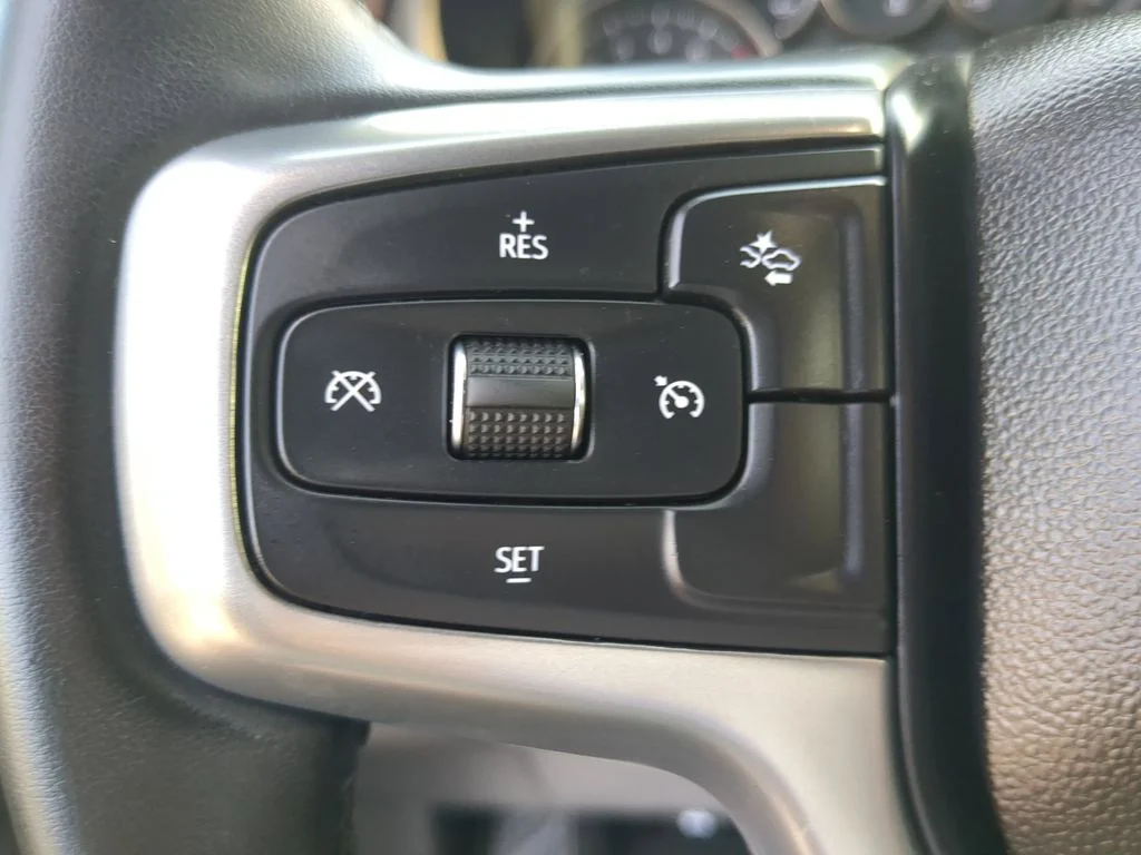 Used 2023 Gray Chevrolet LS image 24