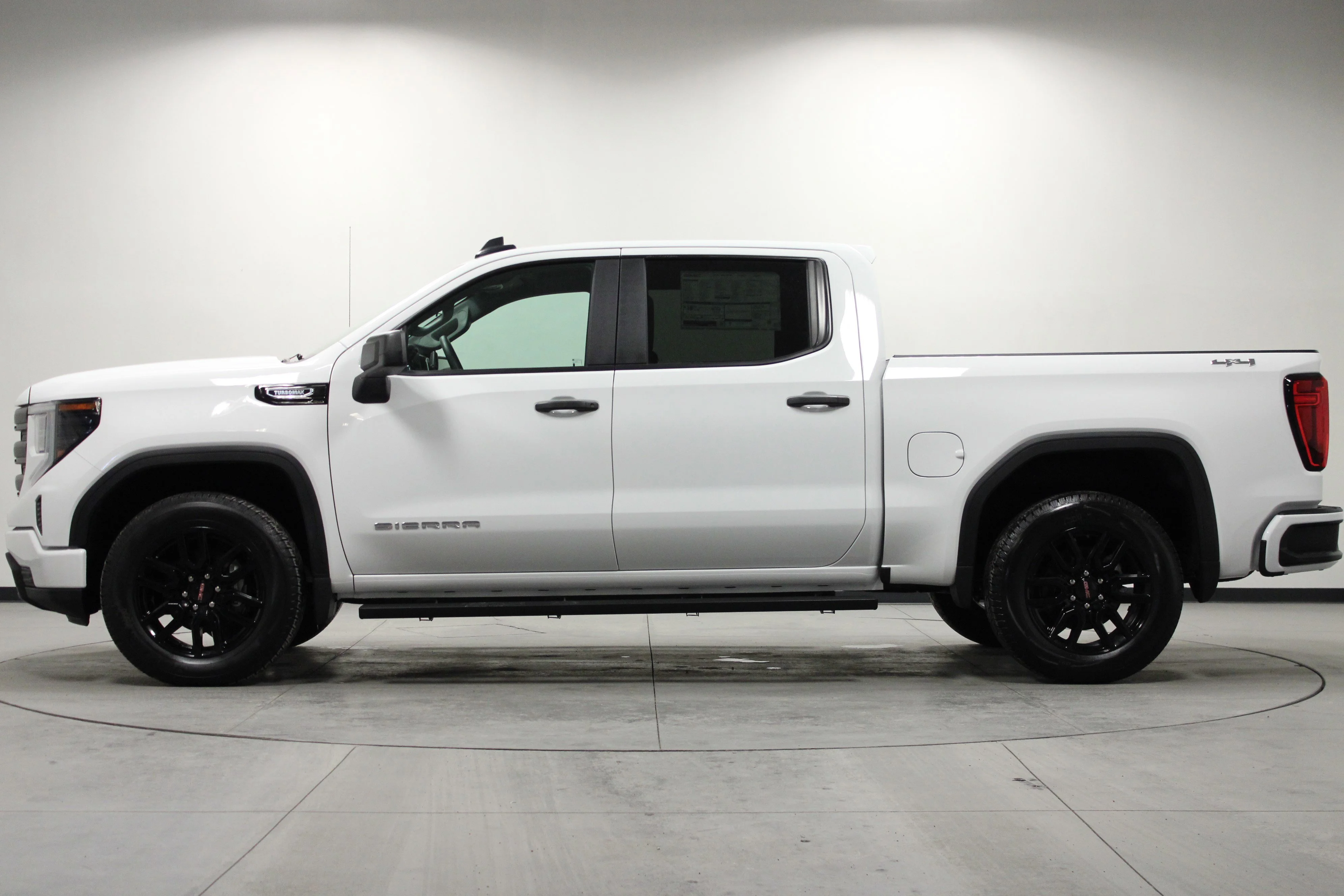 2026 GMC Sierra 1500 Pro - Photo 7