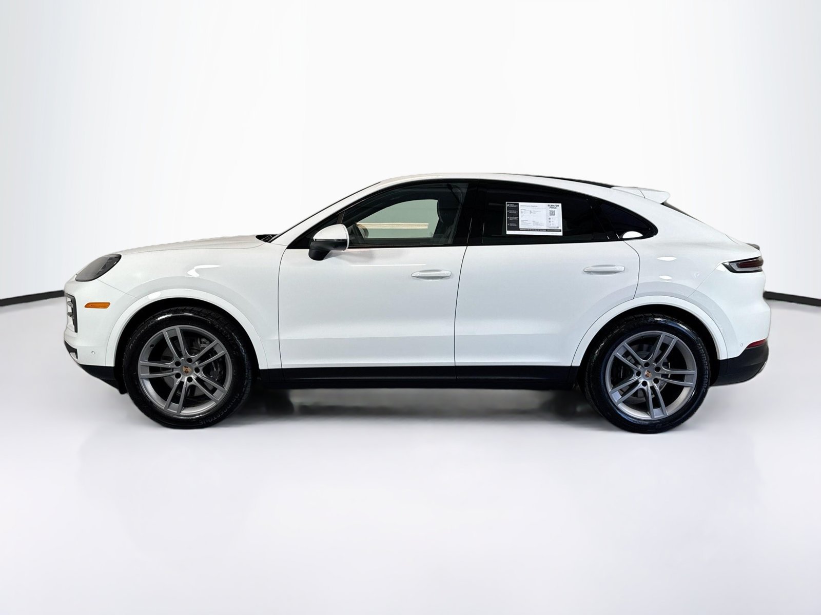 Used 2025 White Porsche  image 2
