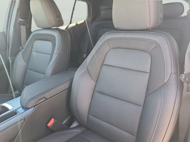 New 2026 Summit White Chevrolet LT image 17