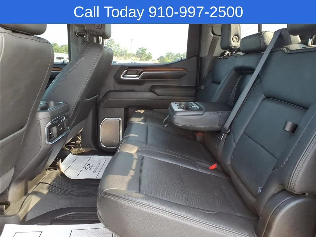 Used 2024 Onyx Black GMC Denali image 23