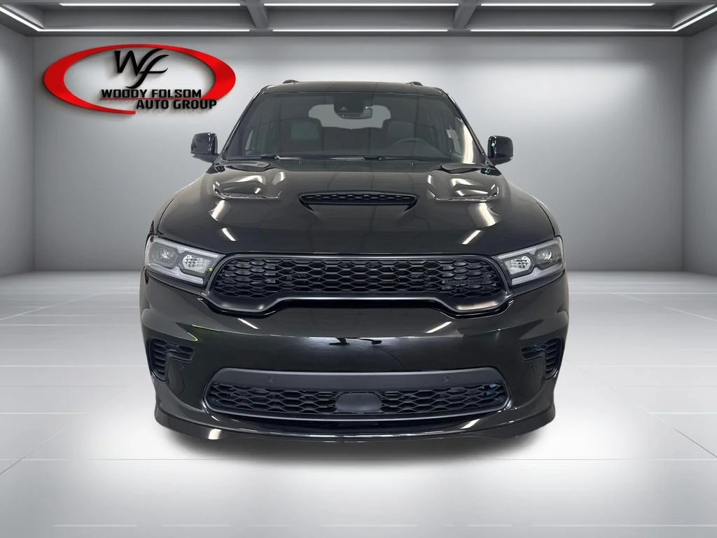New 2026 Diamond Black Clear-Coat Exterior Paint Dodge GT Premium HEMI V8 image 2