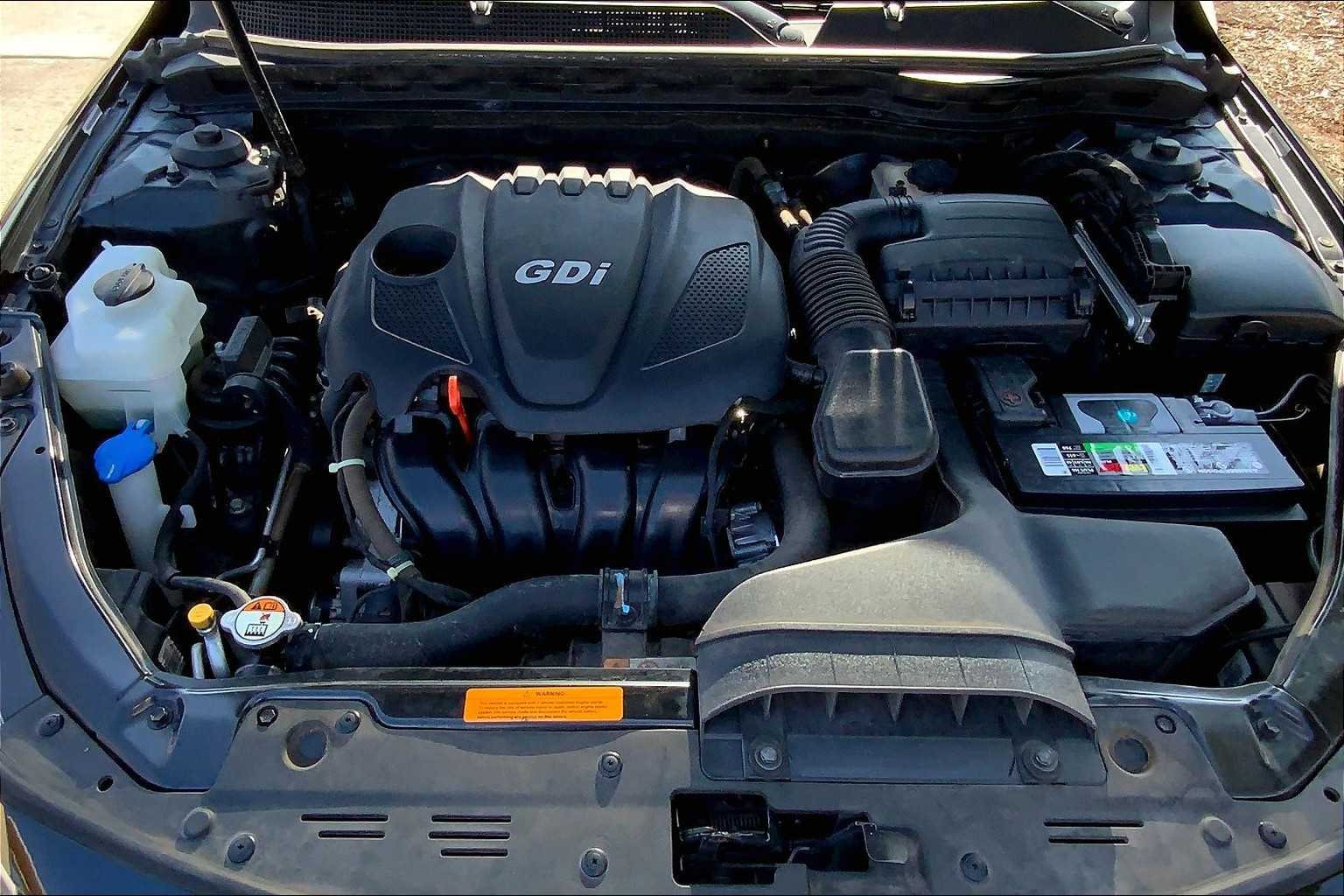 Used 2015 Ebony Black Kia EX image 30