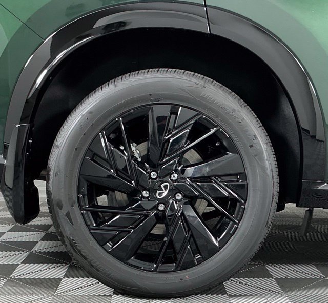 New 2027 DEEP EMERALD INFINITI Sport AWD image 8