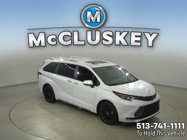 2024 Toyota Sienna Platinum - Photo 33