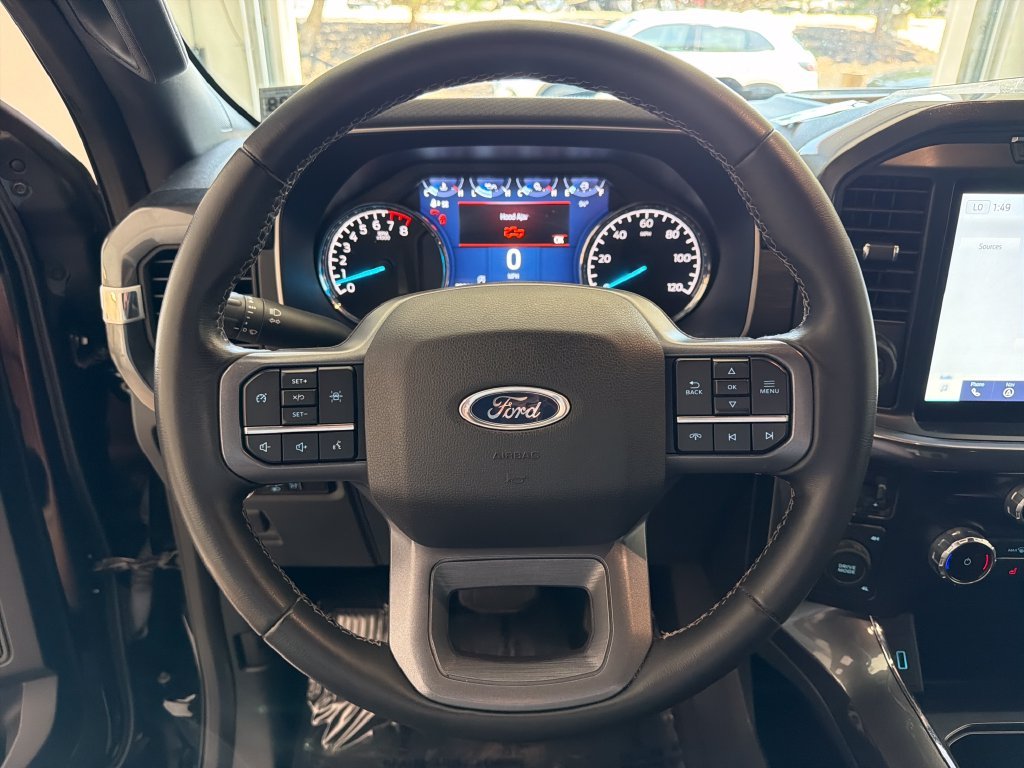 Used 2023 Black Metallic Ford XLT image 25