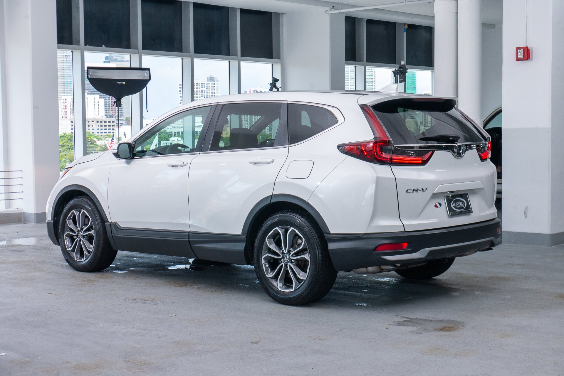 Used 2021 White Honda EX-L image 5
