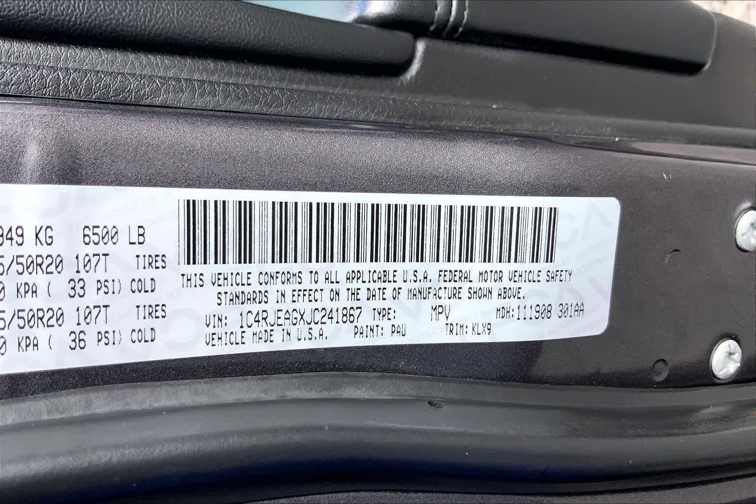 Used 2018 Granite Crystal Metallic Clearcoat Jeep Altitude image 36