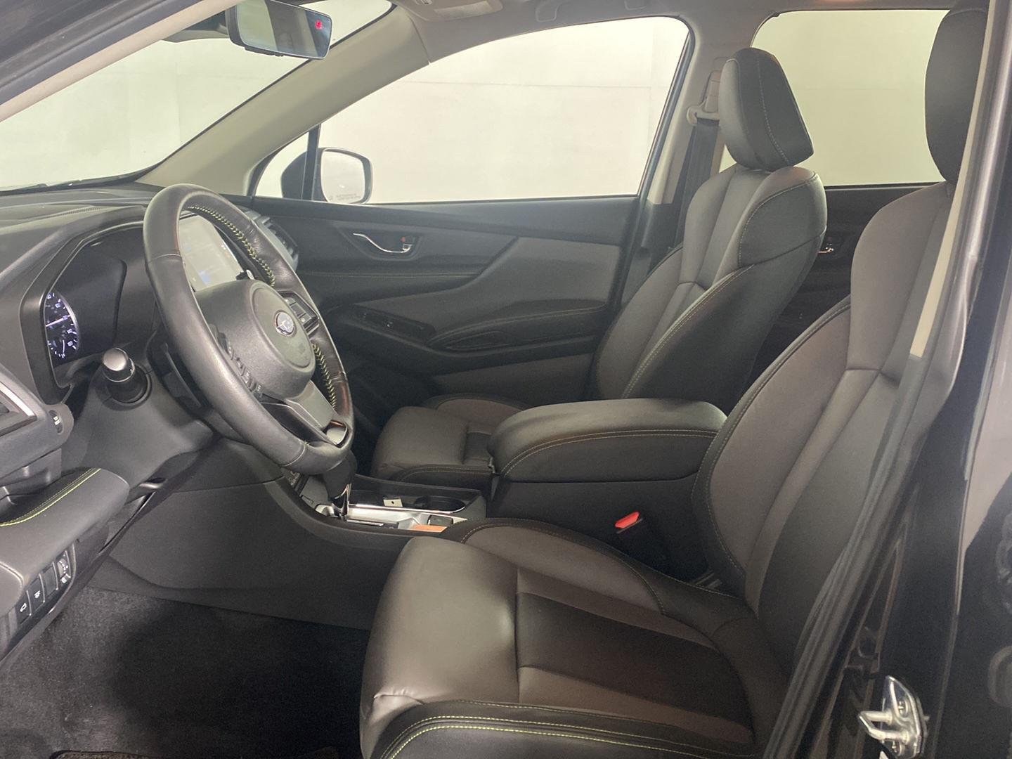 Used 2023 Crystal Black Silica Subaru Onyx Edition image 14